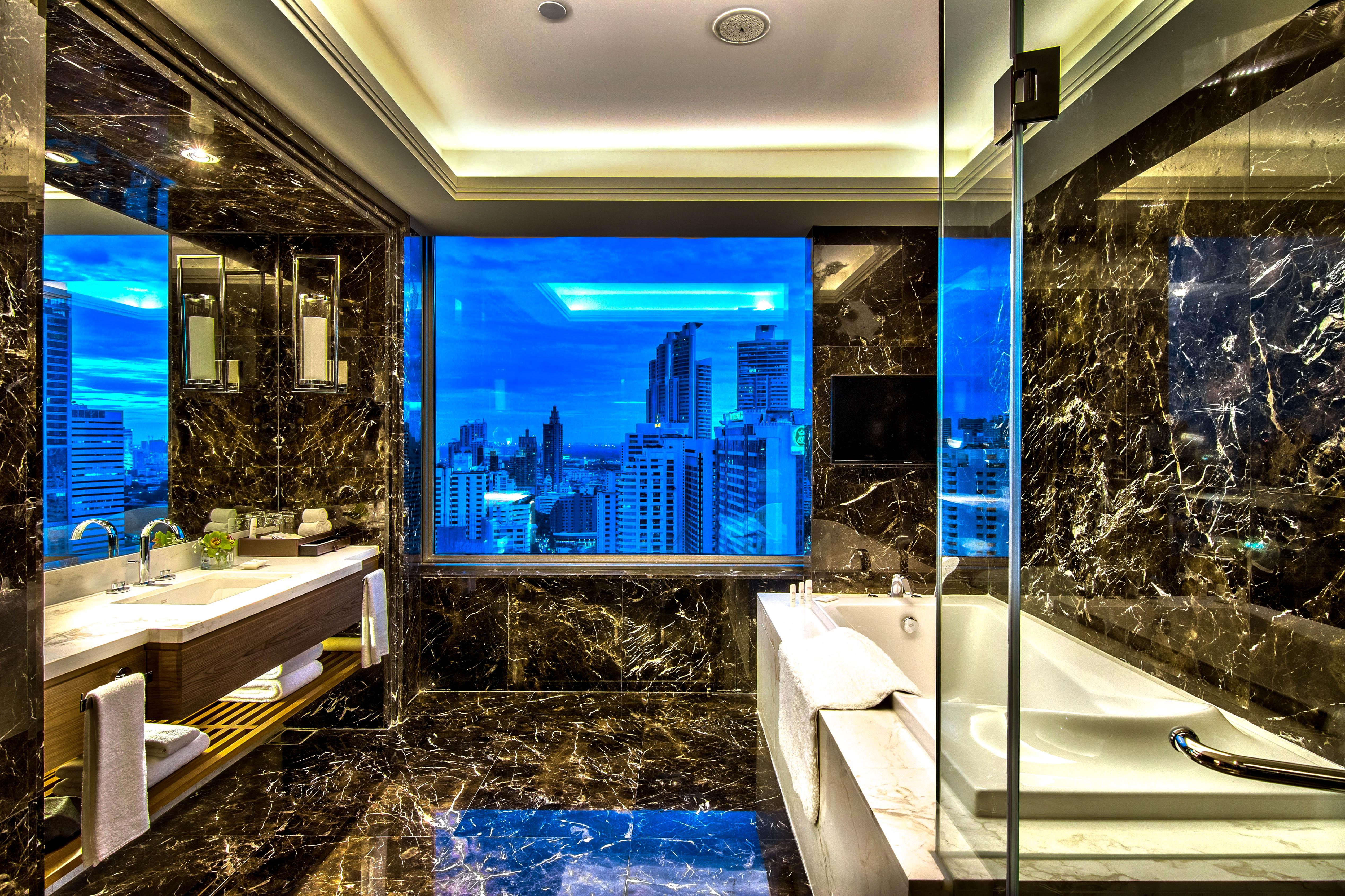 Radisson Blu Plaza Bangkok Hotel Exterior photo Bathroom