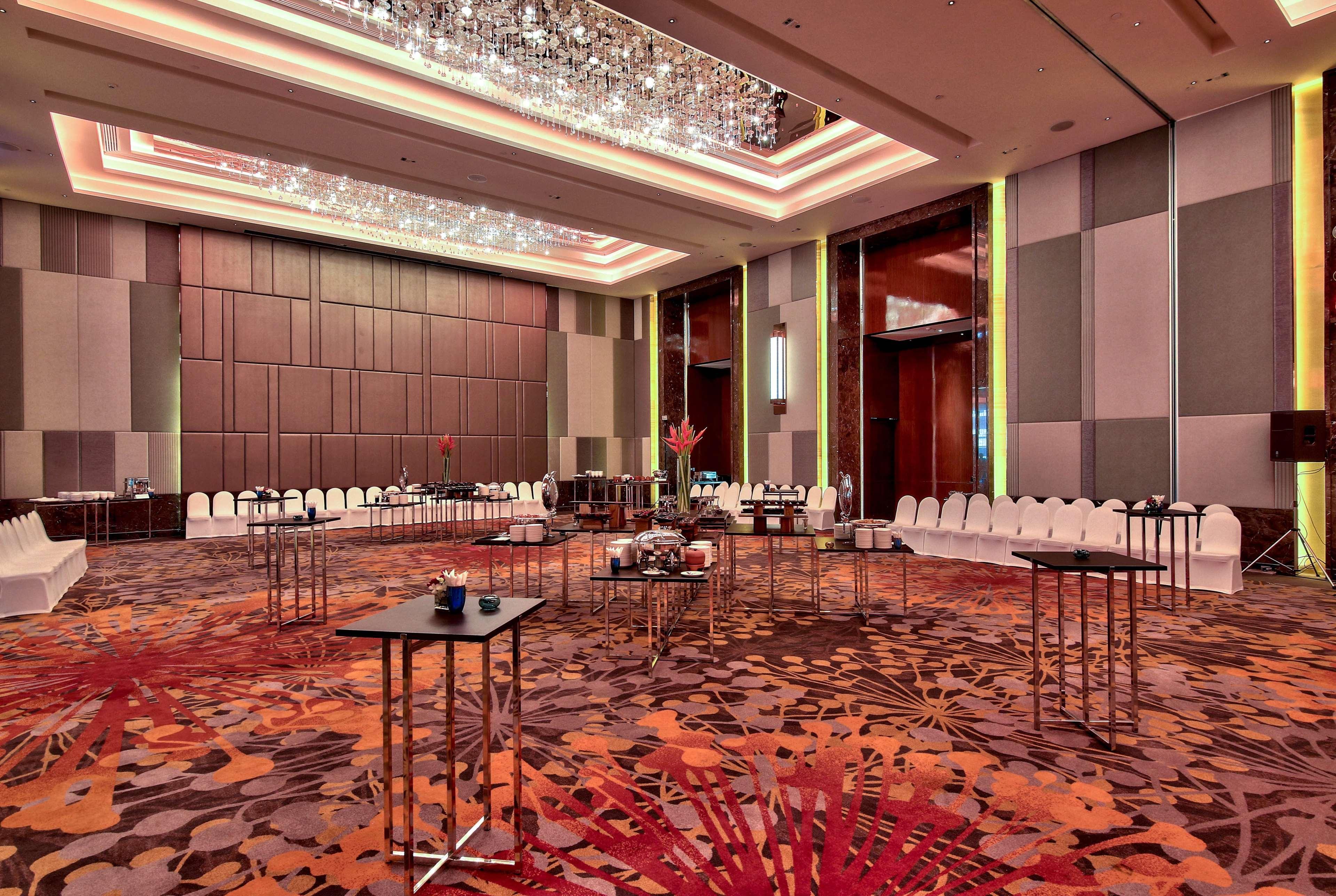 Radisson Blu Plaza Bangkok Hotel Exterior photo The ballroom