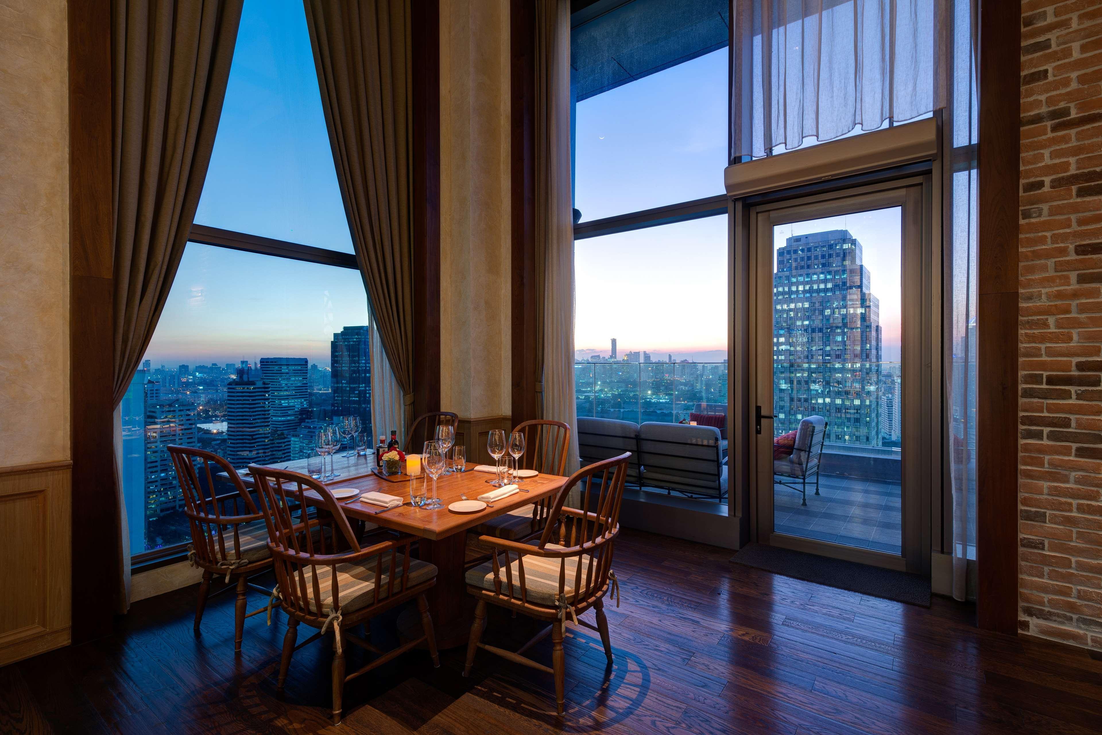 Radisson Blu Plaza Bangkok Hotel Exterior photo View from the restaurant