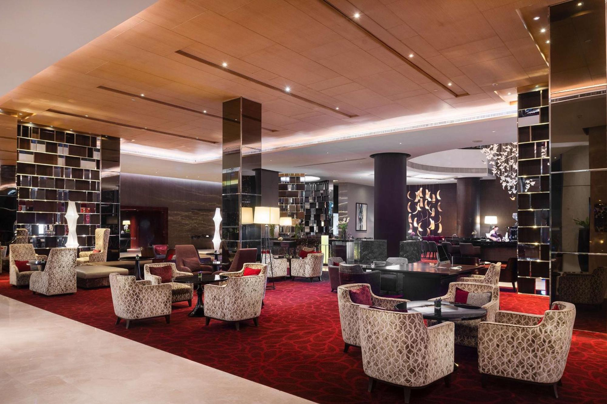Radisson Blu Plaza Bangkok Hotel Exterior photo
